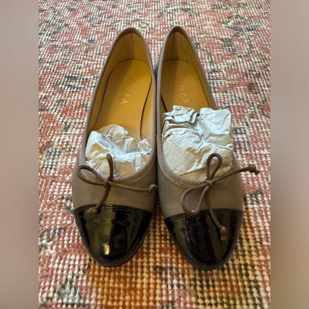 NIB! Chanel-esque Cap Toe Ballet Flats by Kinza
